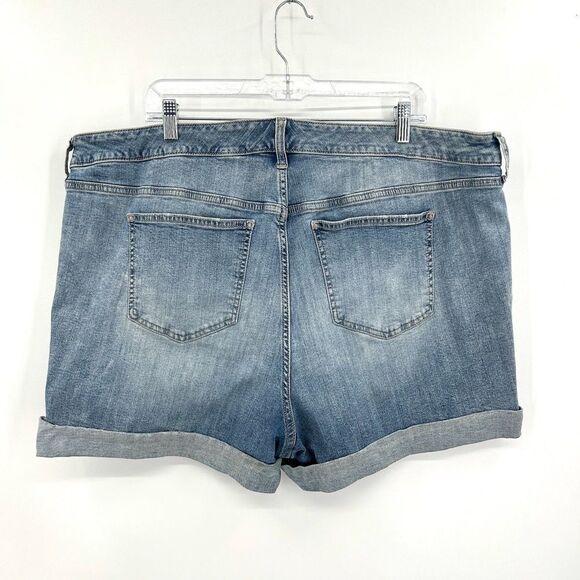 TORRID First At Fit Stretch Denim Cuffed Blue Jean Shorts Size 22 - Picture 2 of 4